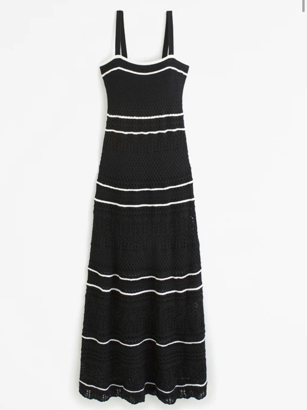 New! Abercrombie & Fitch Sz XL Black and White Crochet Knit Maxi Dress